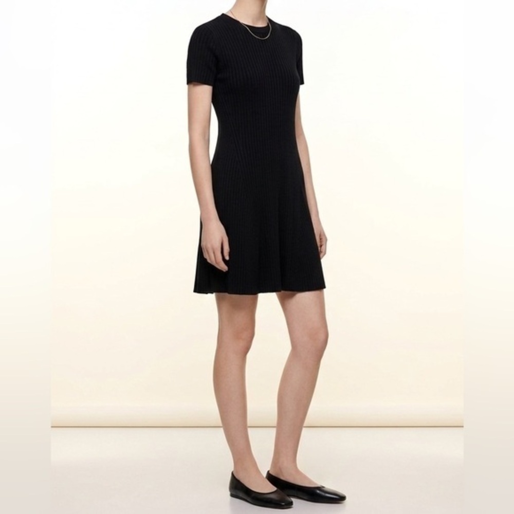 Zara Black Ribbed Crewneck Short Sleeve Flowy Knit Dress Size Small